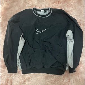 Vintage Nike waterproof pull over